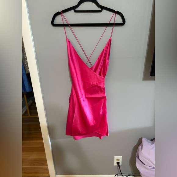 Ser.o.ya Silk Leah Dress in Fuchsia size small NWT - Picture 7 of 7